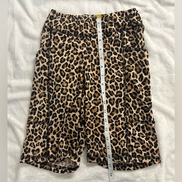 Cheetah biker shorts - Picture 1 of 8